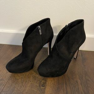 Jessica Simpson booties size 9